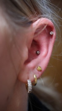 conch piercing